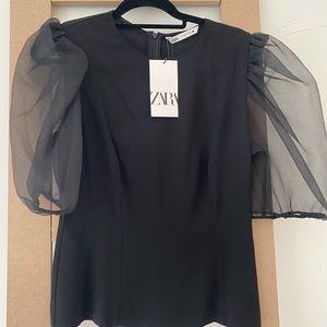 Zara Puff Sleeve Top